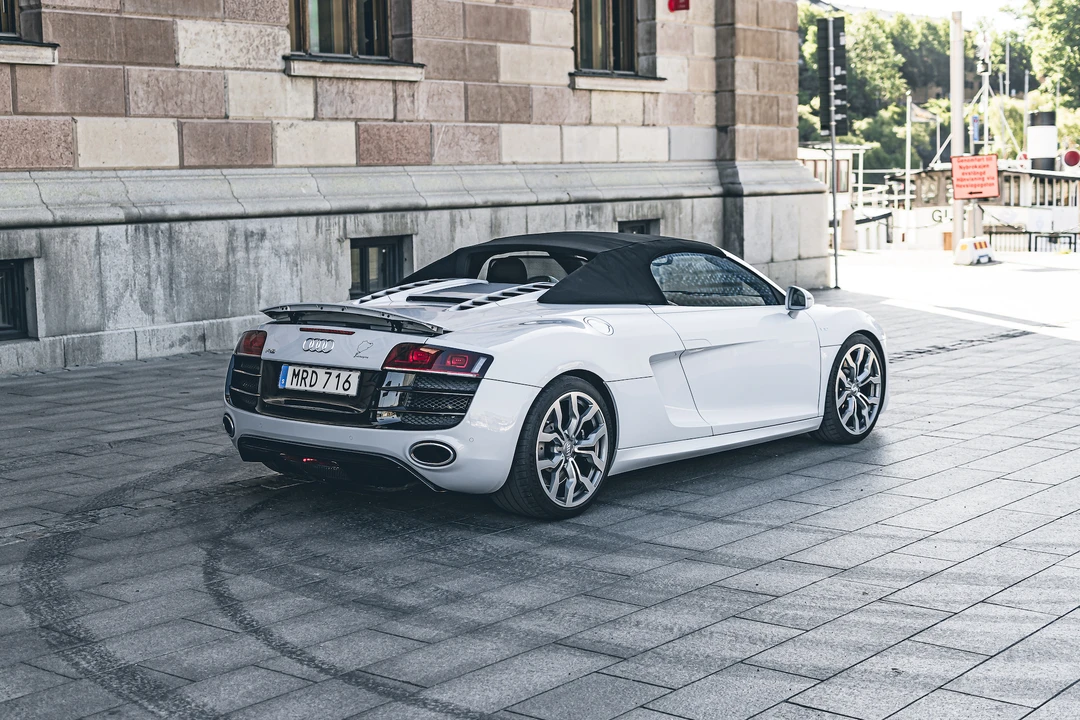 2011 Audi 42 R8 - Image 8 of 31