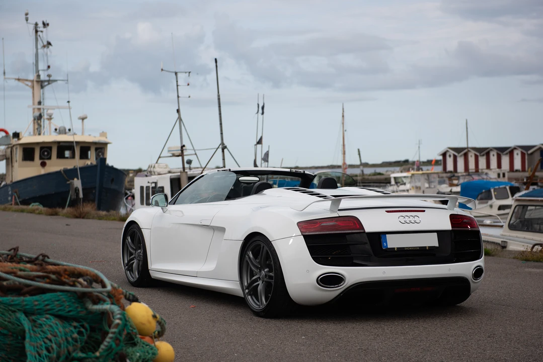 2011 Audi 42 R8 - Image 6 of 31