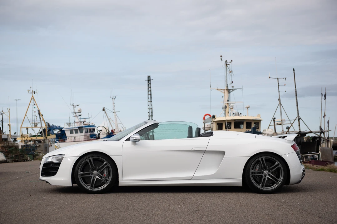 2011 Audi 42 R8 - Image 14 of 31