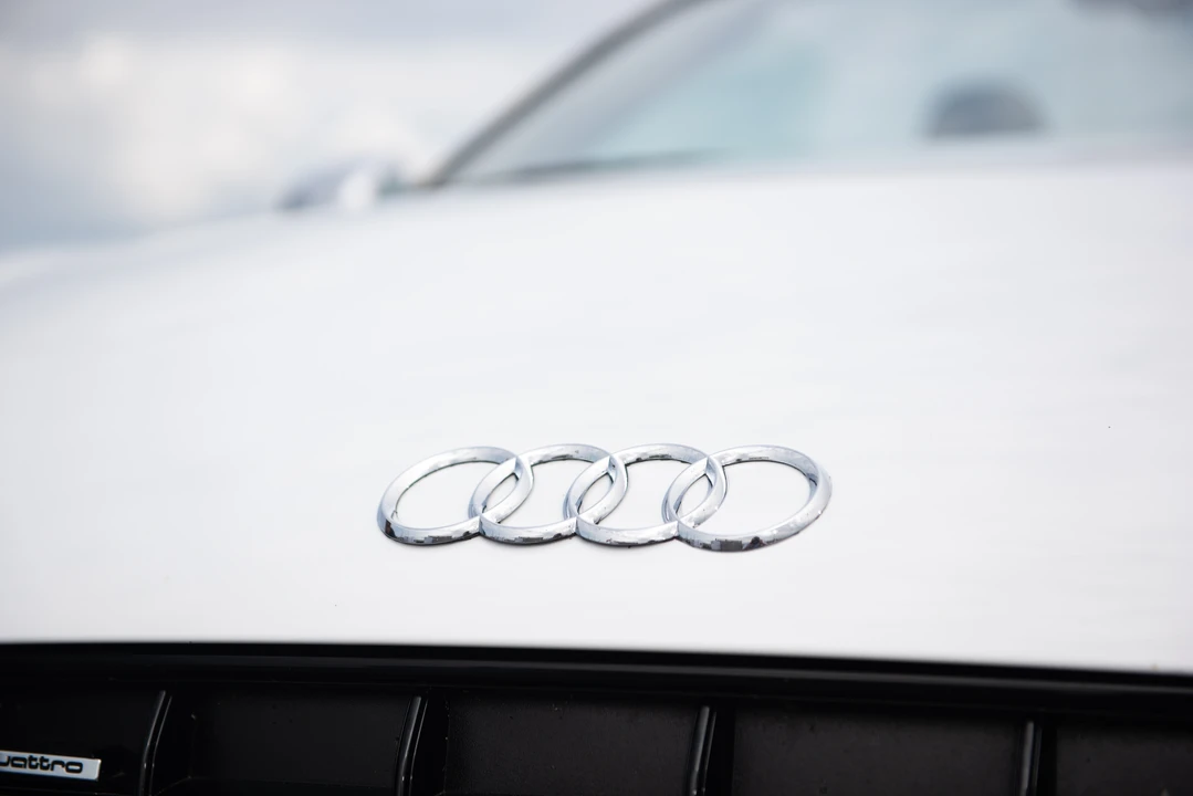 2011 Audi 42 R8 - Image 23 of 31