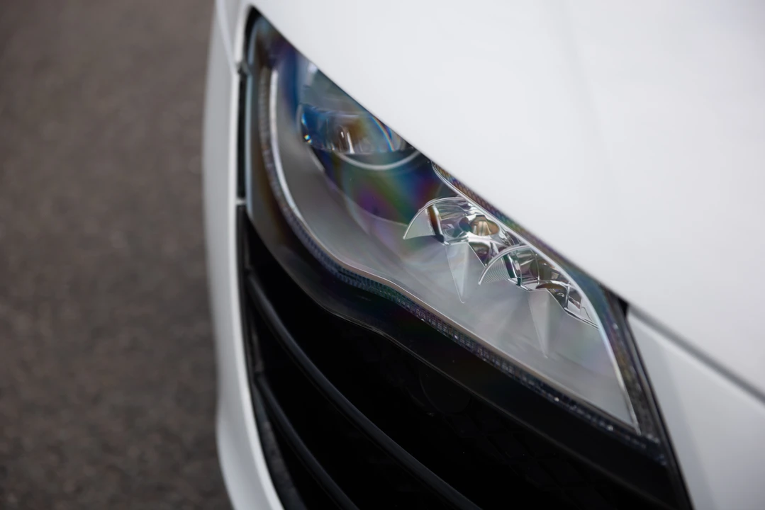 2011 Audi 42 R8 - Image 24 of 31
