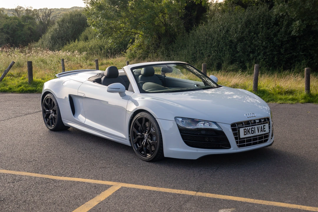 2011 Audi 42 R8 - Image 2 of 31