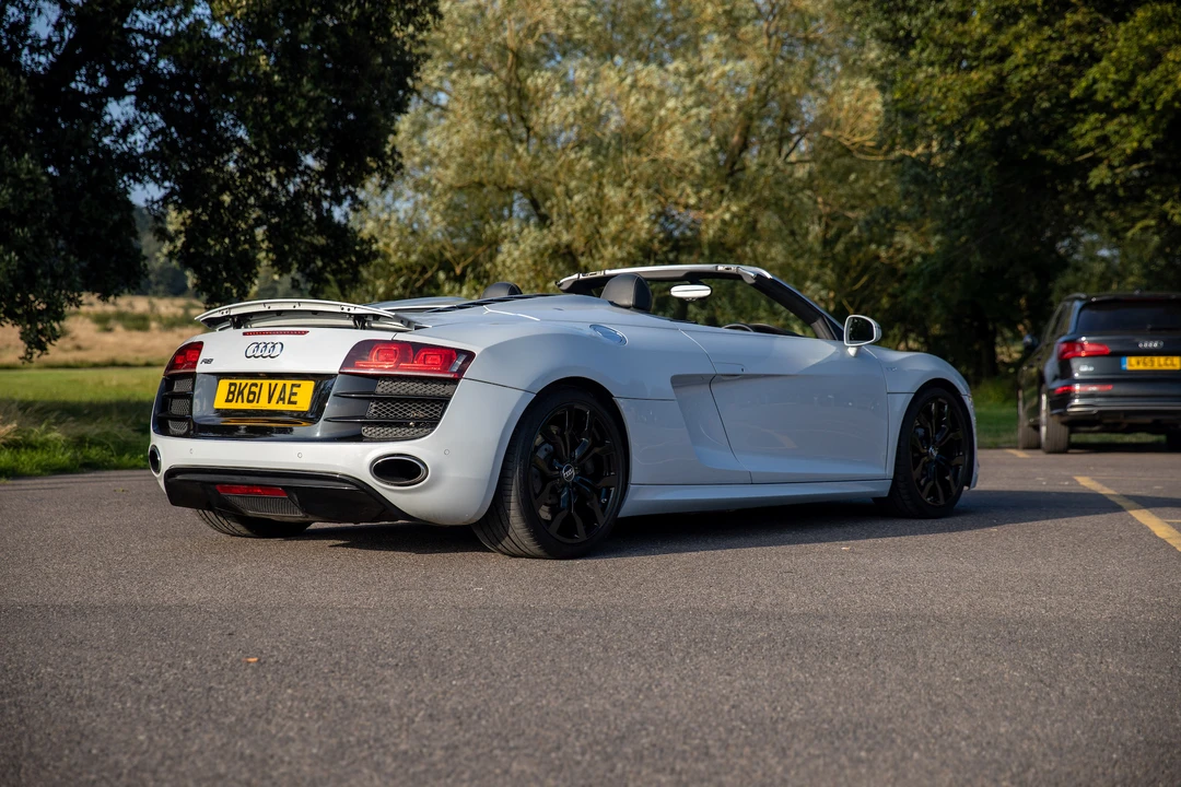 2011 Audi 42 R8 - Image 10 of 31