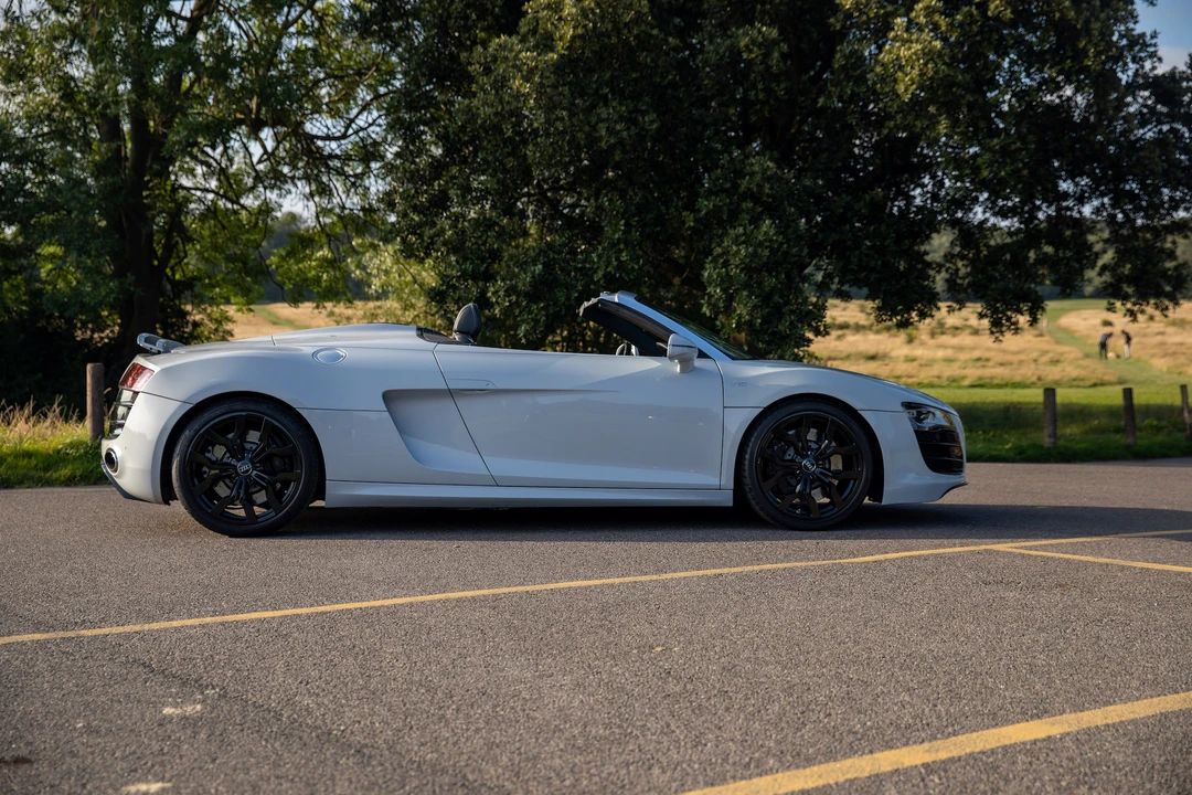 2011 Audi 42 R8 - Image 11 of 31
