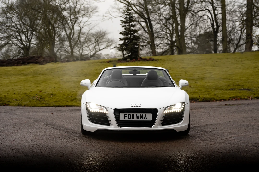 2011 Audi 42 R8 - Image 9 of 31
