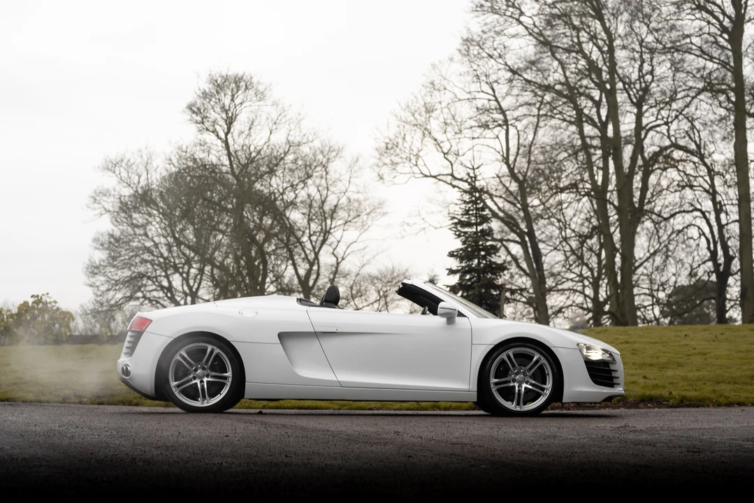2011 Audi 42 R8 - Image 22 of 31