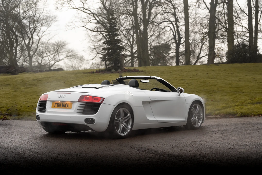 2011 Audi 42 R8 - Image 26 of 31
