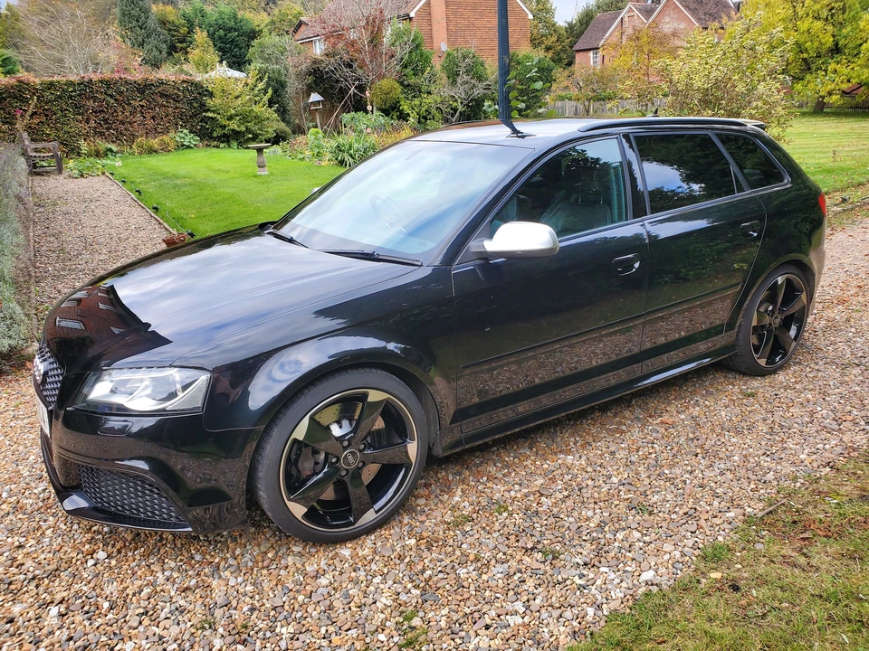 2011 Audi 8P RS3 - Image 28 of 31