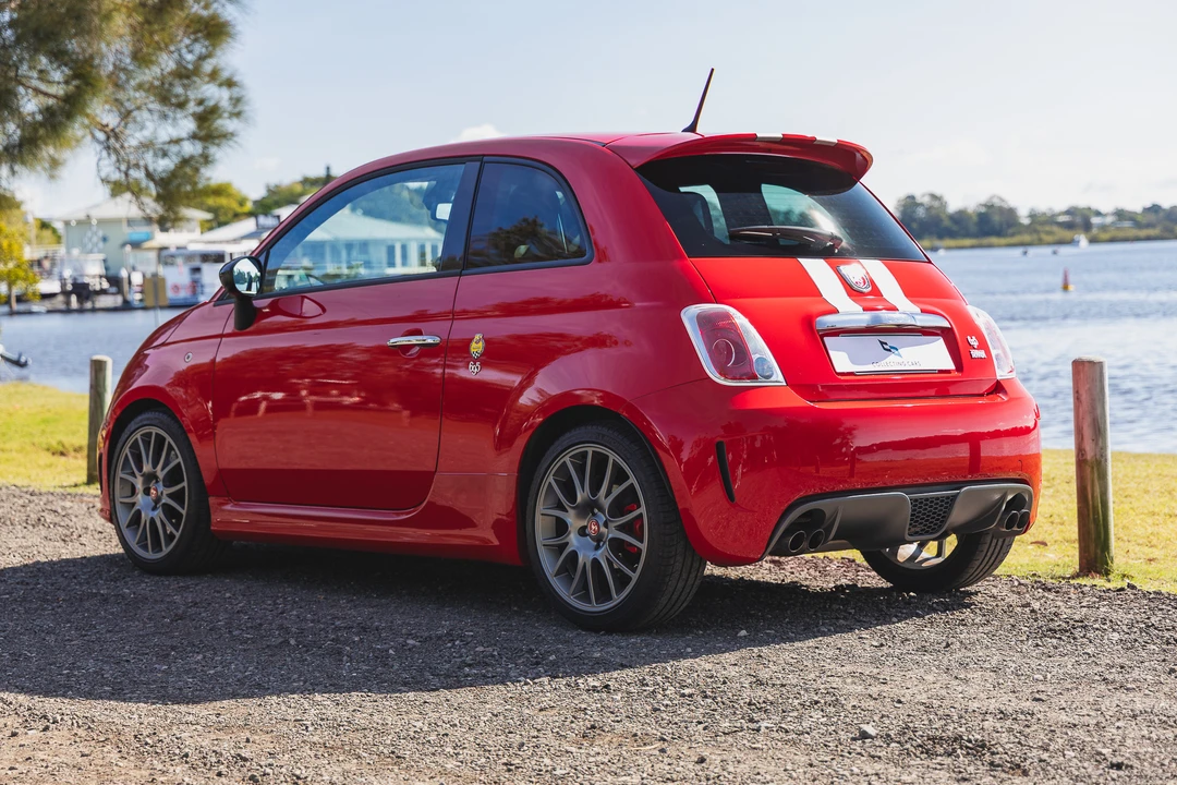 2011 Fiat Abarth 500 - Image 5 of 31