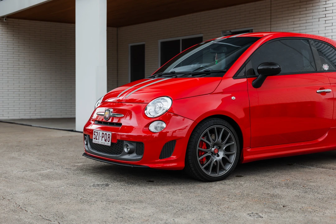2011 Abarth - Image 11 of 31