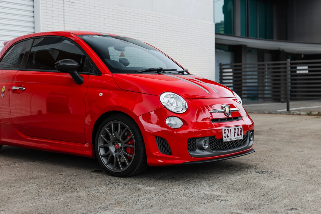 2011 Abarth - Image 12 of 31