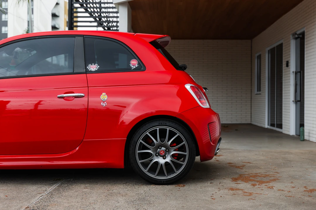 2011 Abarth - Image 18 of 31