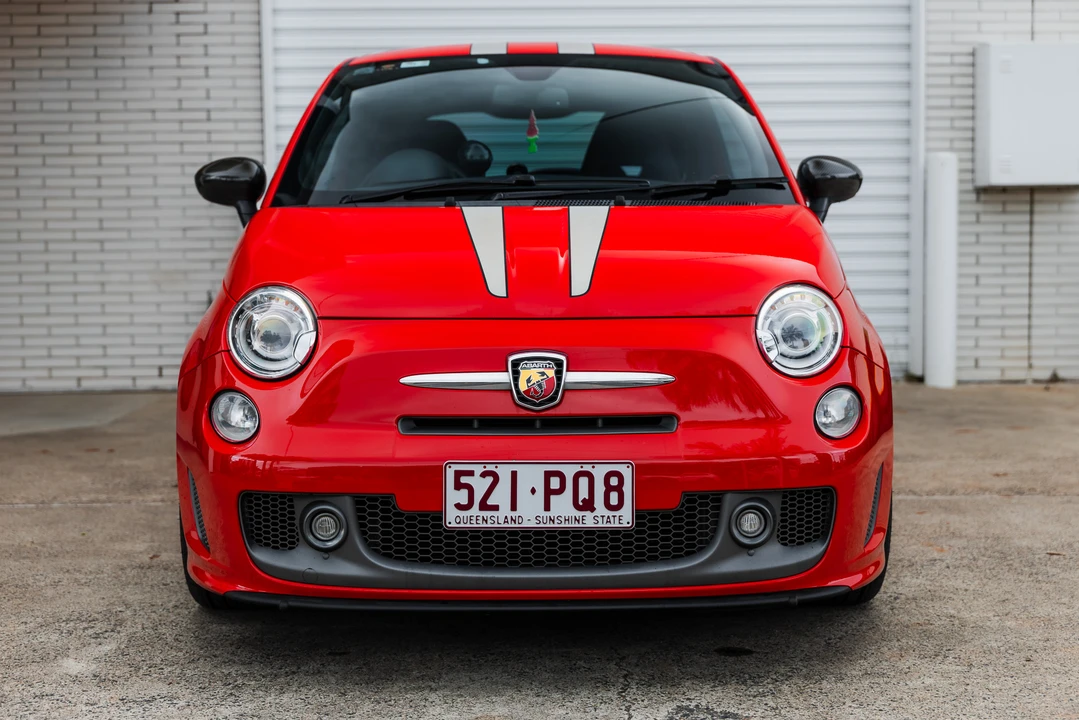 2011 Abarth - Image 10 of 31