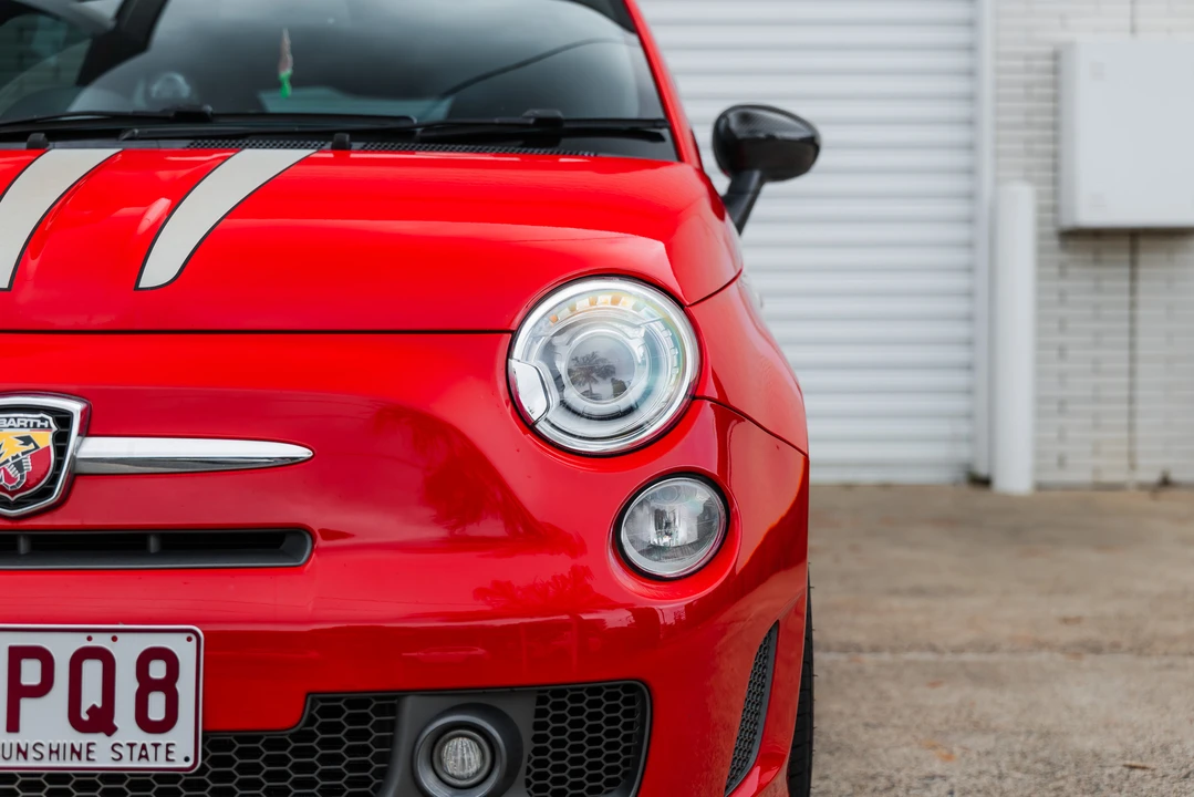 2011 Abarth - Image 20 of 31