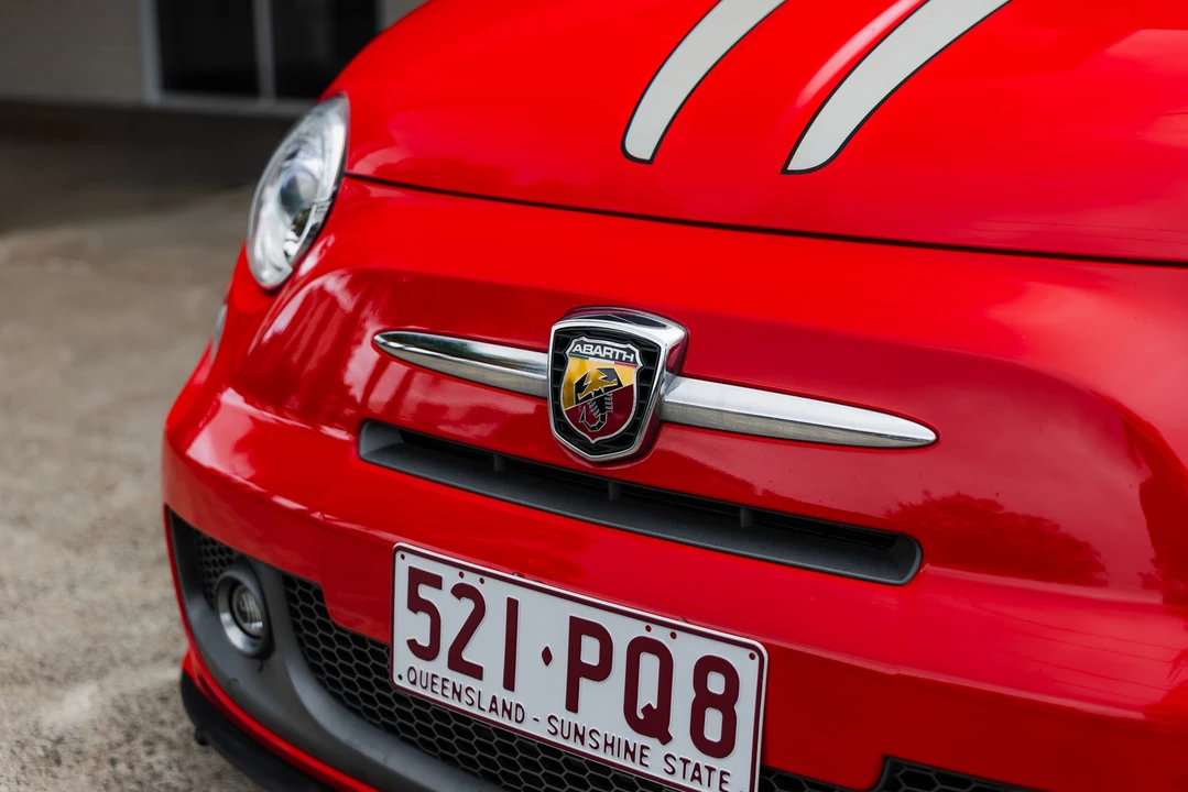 2011 Abarth - Image 21 of 31