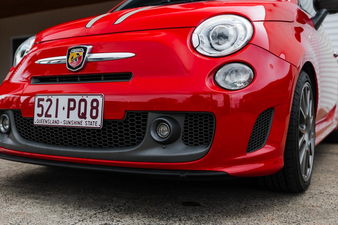 2011 Abarth - Image 22 of 31