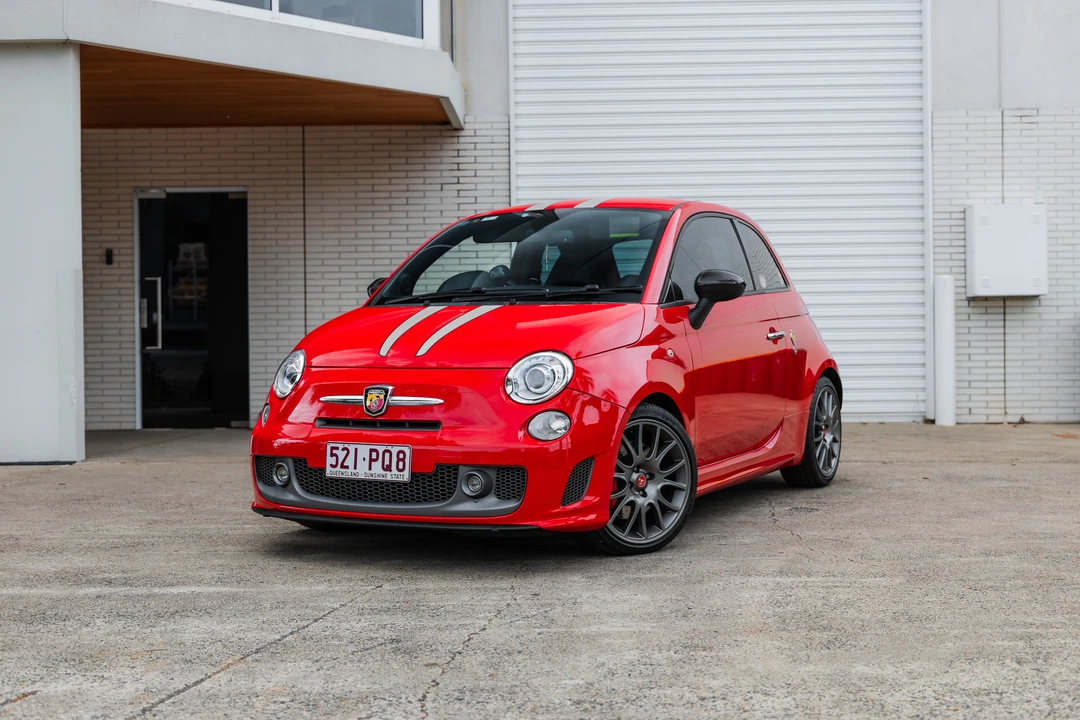 2011 Abarth - Image 8 of 31