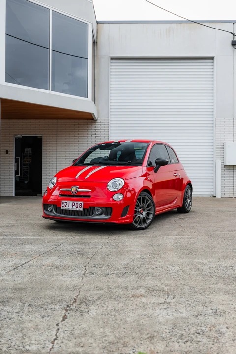 2011 Abarth - Image 9 of 31