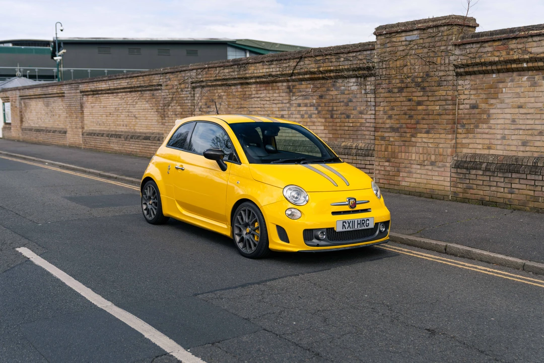 2010 Fiat Abarth 500 - Image 9 of 31