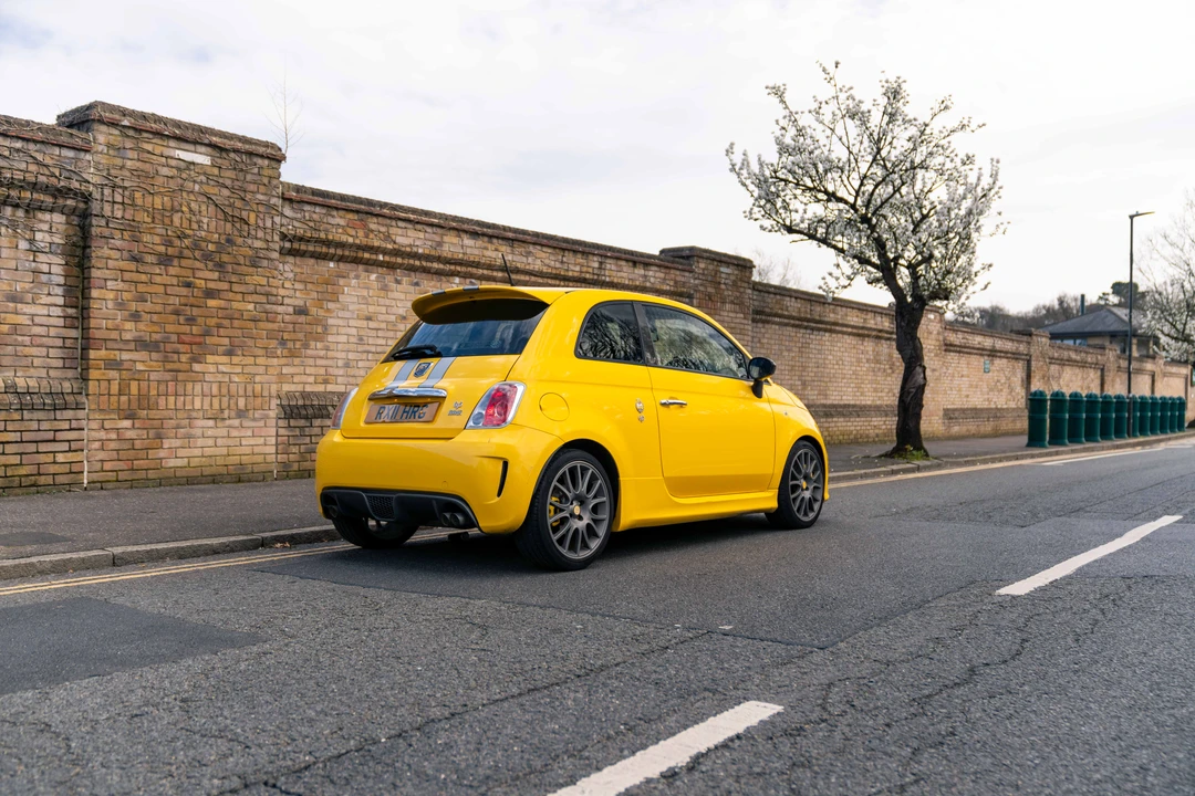 2010 Fiat Abarth 500 - Image 13 of 31