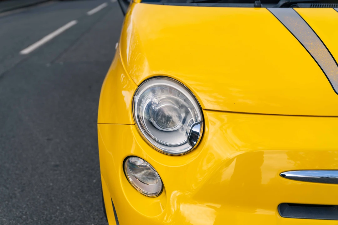 2010 Fiat Abarth 500 - Image 19 of 31