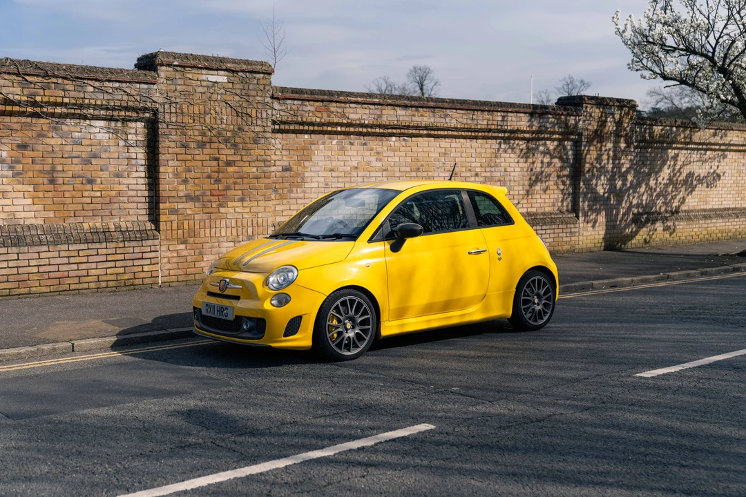 2010 Fiat Abarth 500 - Image 10 of 31
