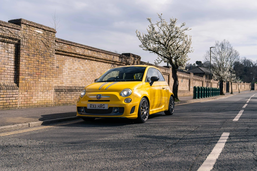 2010 Fiat Abarth 500 - Image 3 of 31