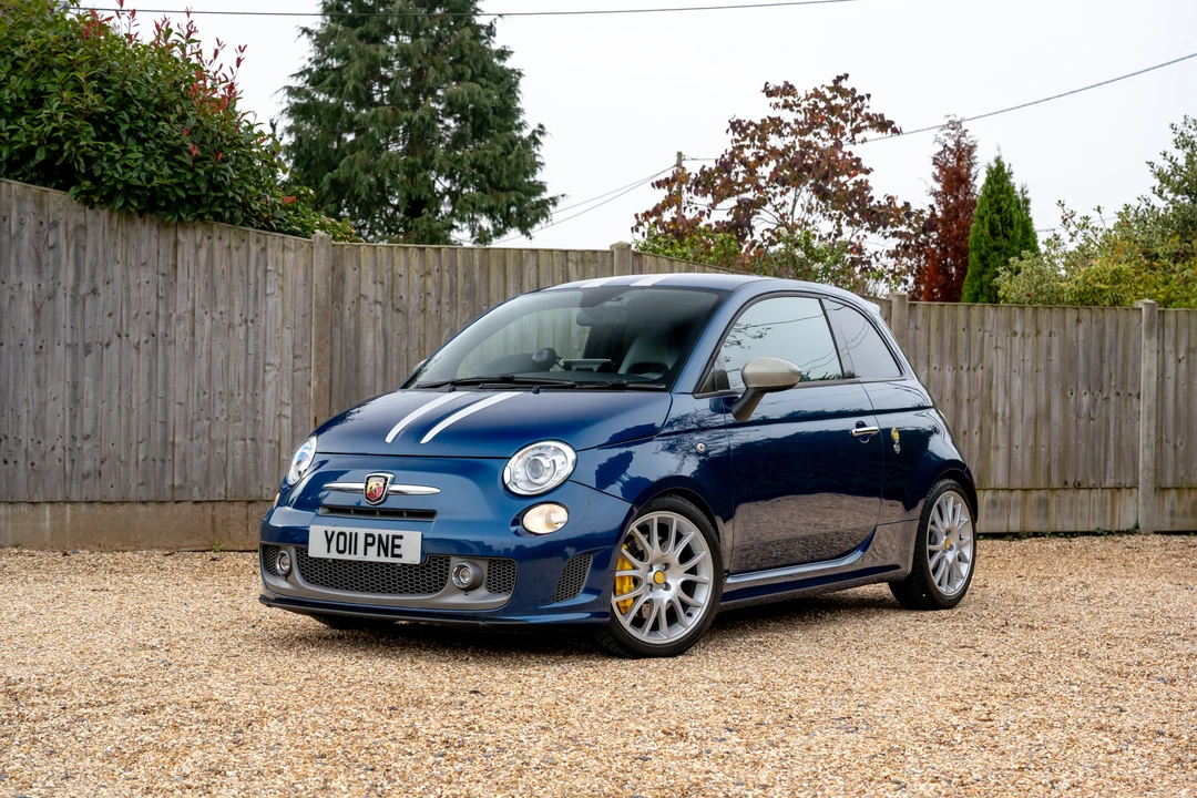 2011 Fiat Abarth 500 - Image 10 of 31