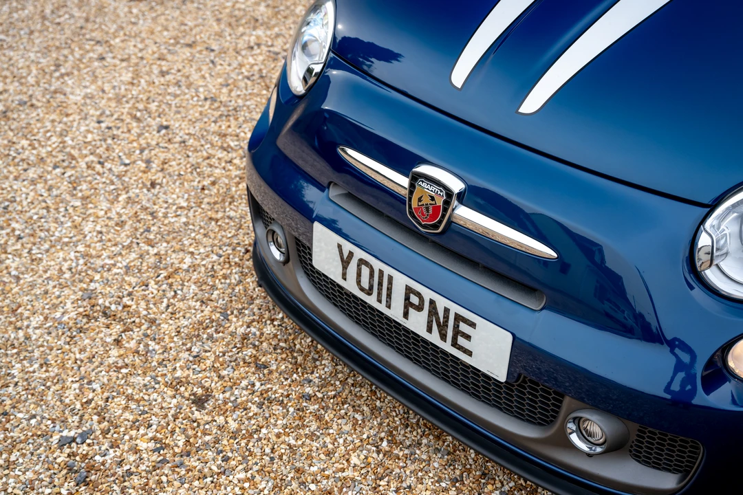 2011 Fiat Abarth 500 - Image 14 of 31