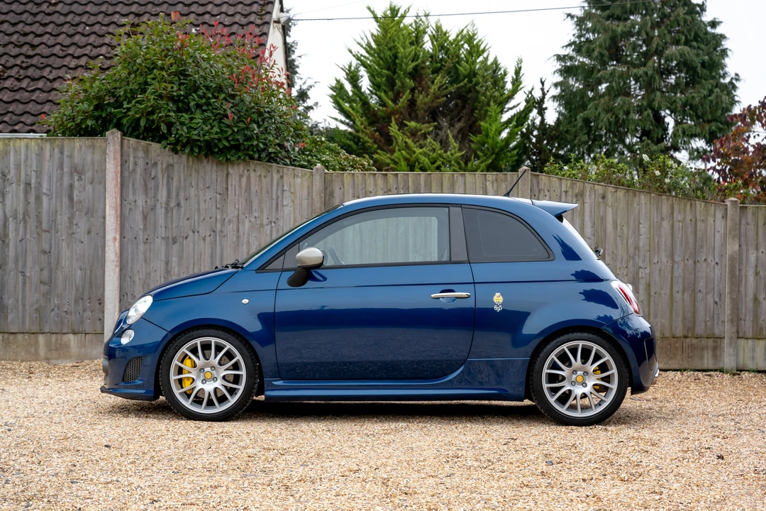2011 Fiat Abarth 500 - Image 9 of 31