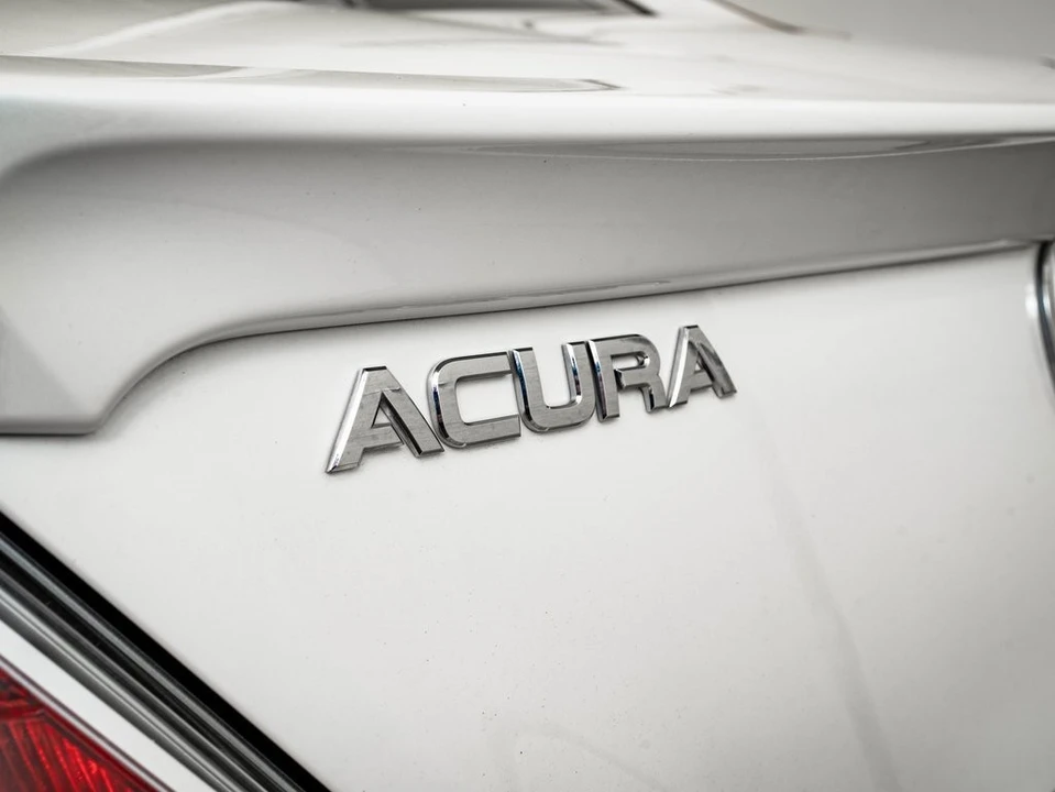 2011 Acura TL 4th Gen - Image 16 of 21