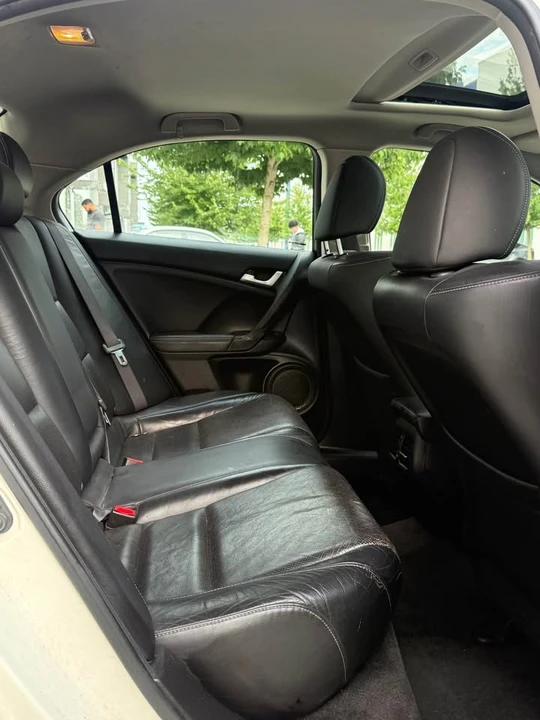 2011 Acura TSX 2nd Gen - Image 8 of 14