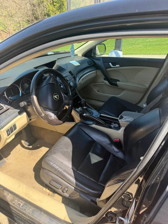 2011 Acura TSX 2nd Gen - Image 10 of 11