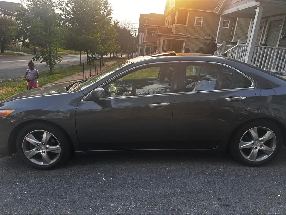 2011 Acura TSX 2nd Gen - Image 2 of 4