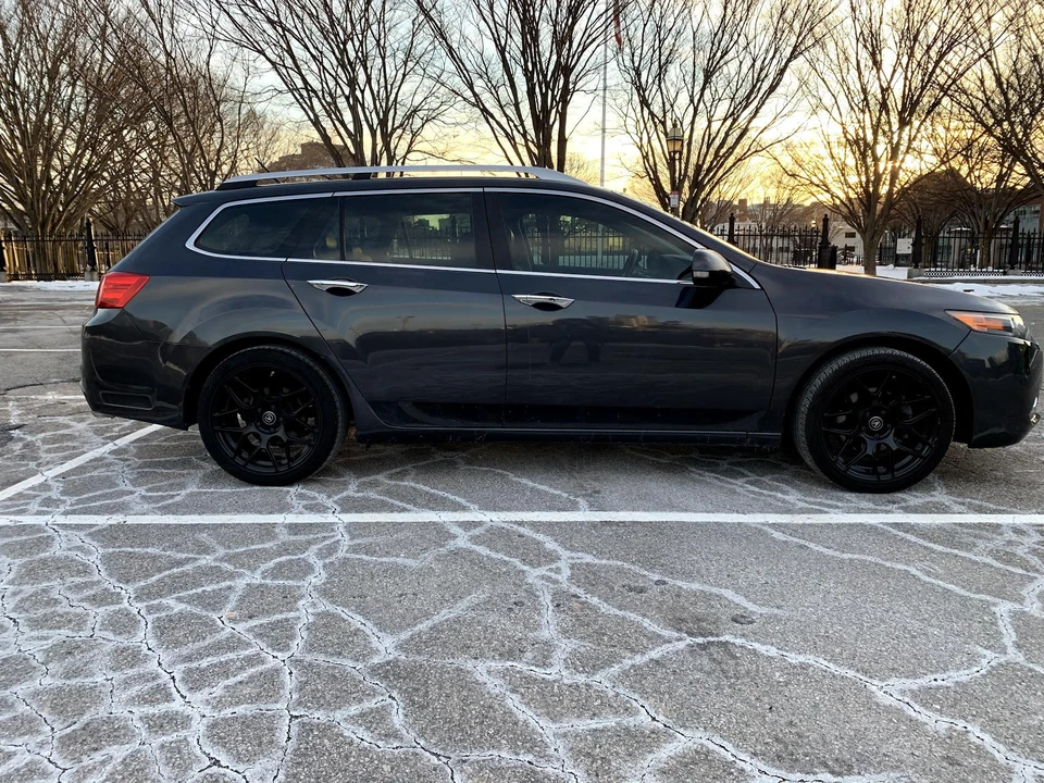 2011 Acura TSX 2nd Gen - Image 19 of 31