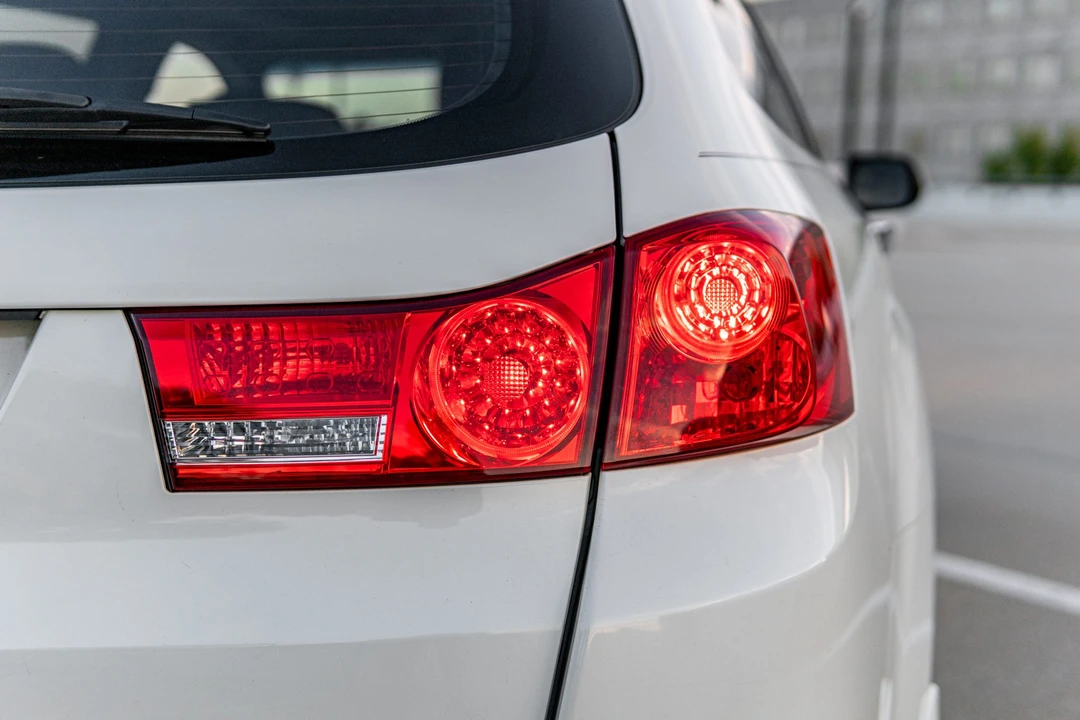 2011 Acura TSX 2nd Gen - Image 25 of 31