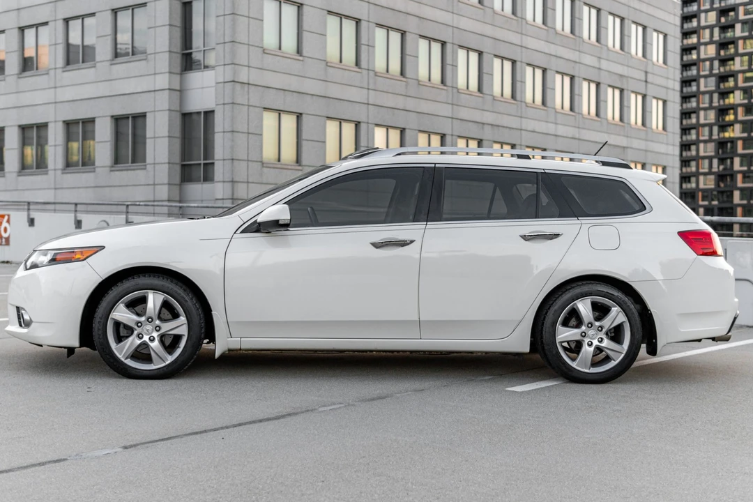 2011 Acura TSX 2nd Gen - Image 9 of 31