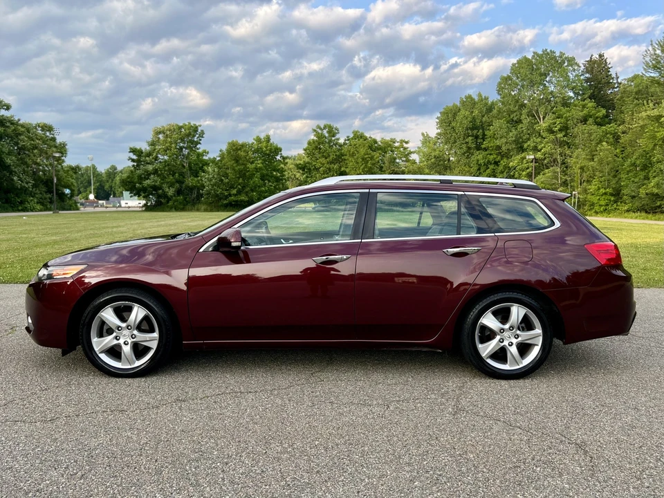 2011 Acura TSX 2nd Gen - Image 10 of 31