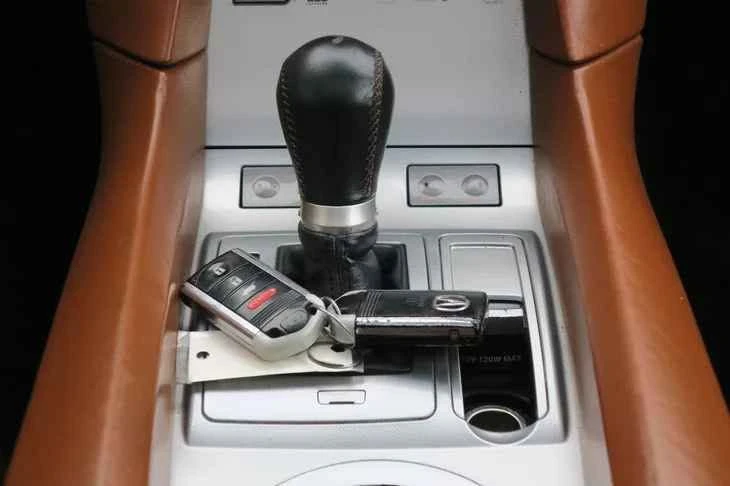 2011 Acura ZDX 1st Gen - Image 12 of 18
