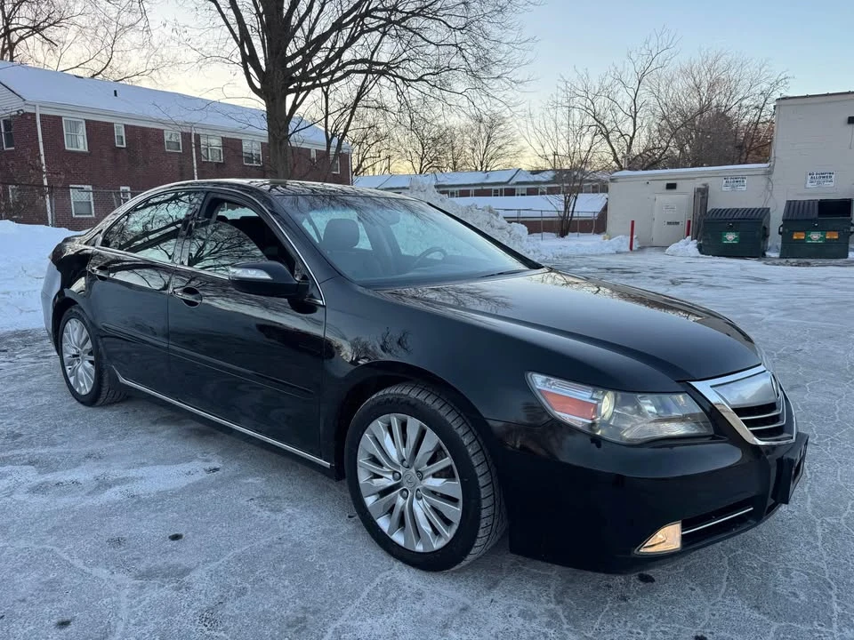 2011 Acura RL 2nd Gen - Image 5 of 16