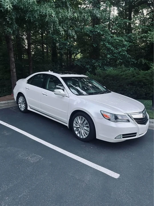 2011 Acura RL 2nd Gen - Image 2 of 7