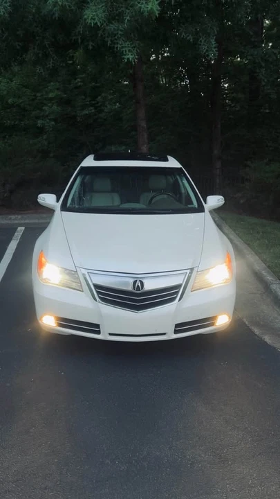 2011 Acura RL 2nd Gen - Image 3 of 7