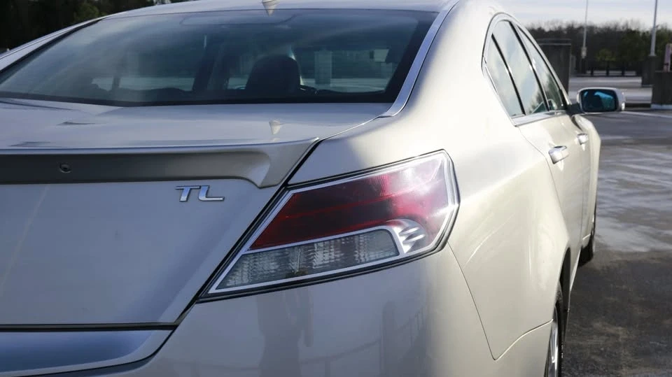 2011 Acura TL 4th Gen - Image 5 of 19
