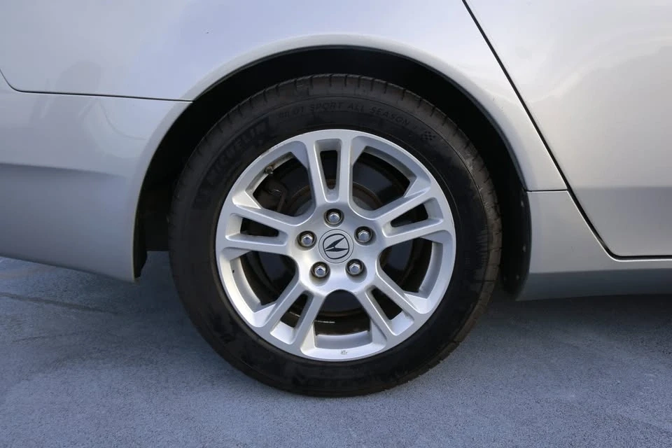 2011 Acura TL 4th Gen - Image 17 of 19