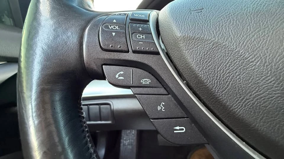 2011 Acura TL 4th Gen - Image 17 of 20