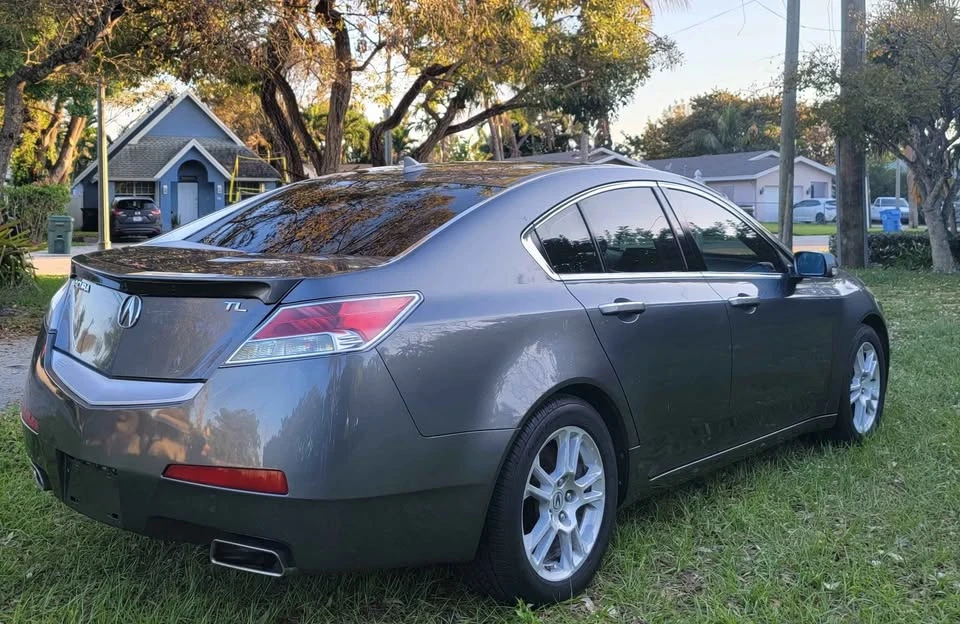 2011 Acura TL 4th Gen - Image 4 of 11