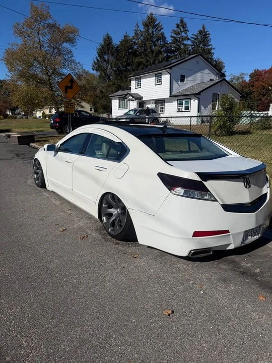 2011 Acura TL 3rd Gen - Image 7 of 13
