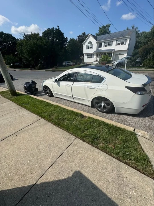 2011 Acura TL 3rd Gen - Image 10 of 13