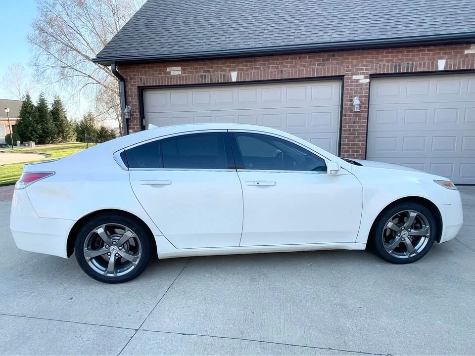 2011 Acura TL 4th Gen - Image 9 of 20