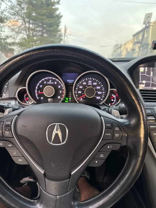 2011 Acura TL 4th Gen - Image 4 of 7